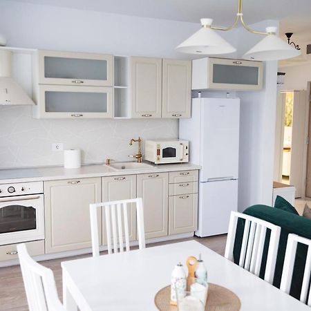 Elis Apartment By Oasis Homes أرادايا المظهر الخارجي الصورة